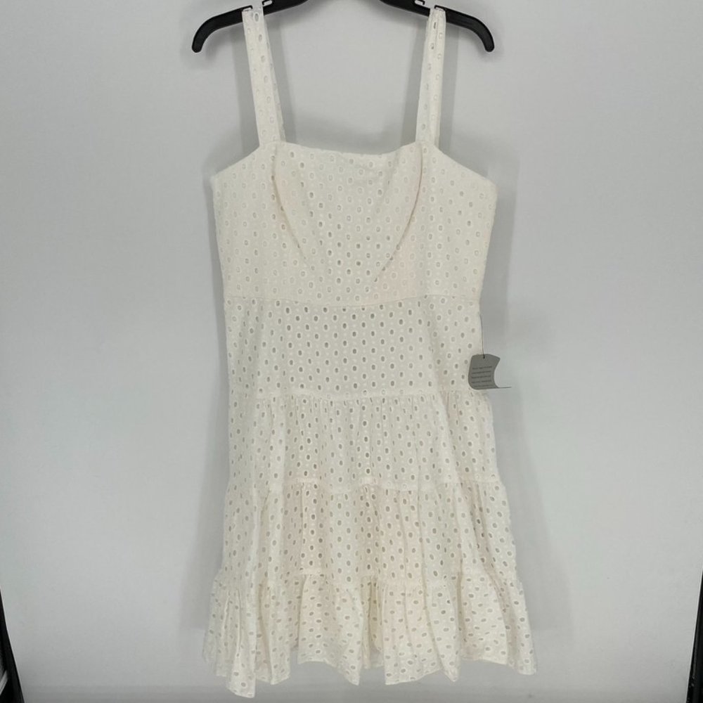 1901 Women's White Dress